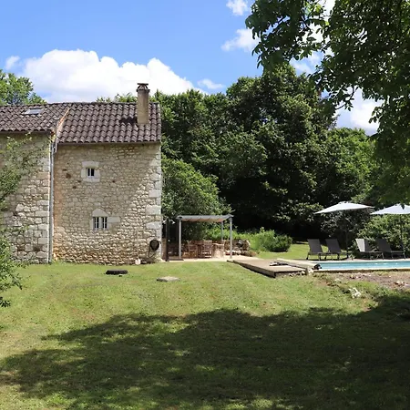 Moulin De Lalande بيت للعطل *